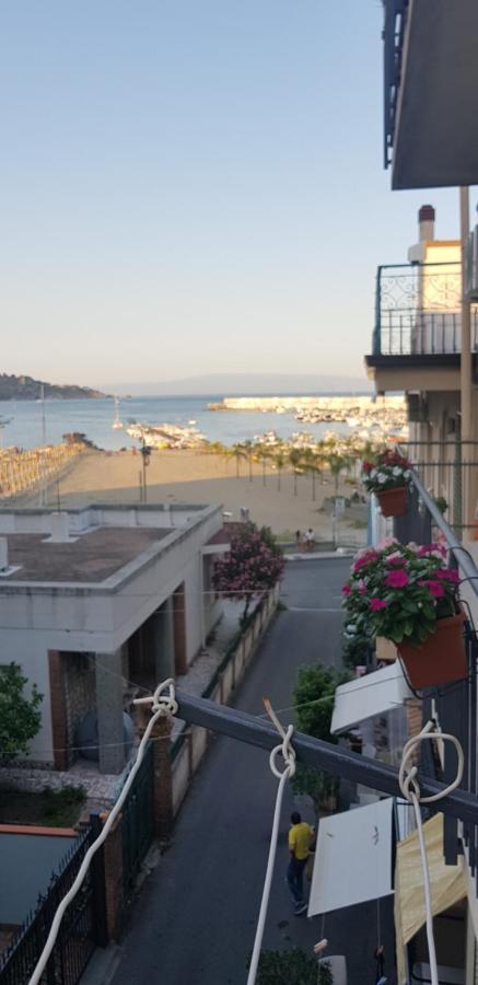 B&B La Costa Di Naxos Giardini Naxos Exterior foto