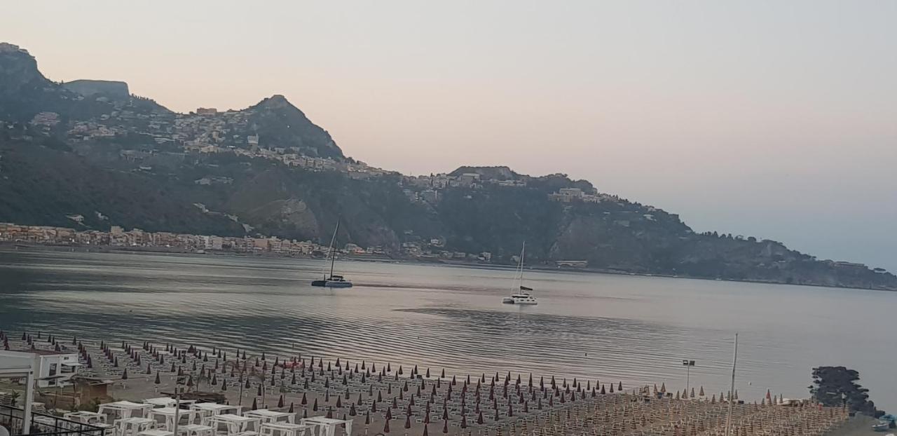 B&B La Costa Di Naxos Giardini Naxos Exterior foto